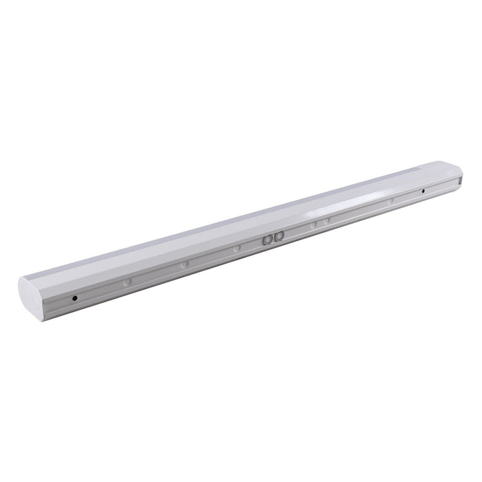 RZB LED-Wand- / Deckenleuchte 15W 4000K 977x55 m. Steckd.